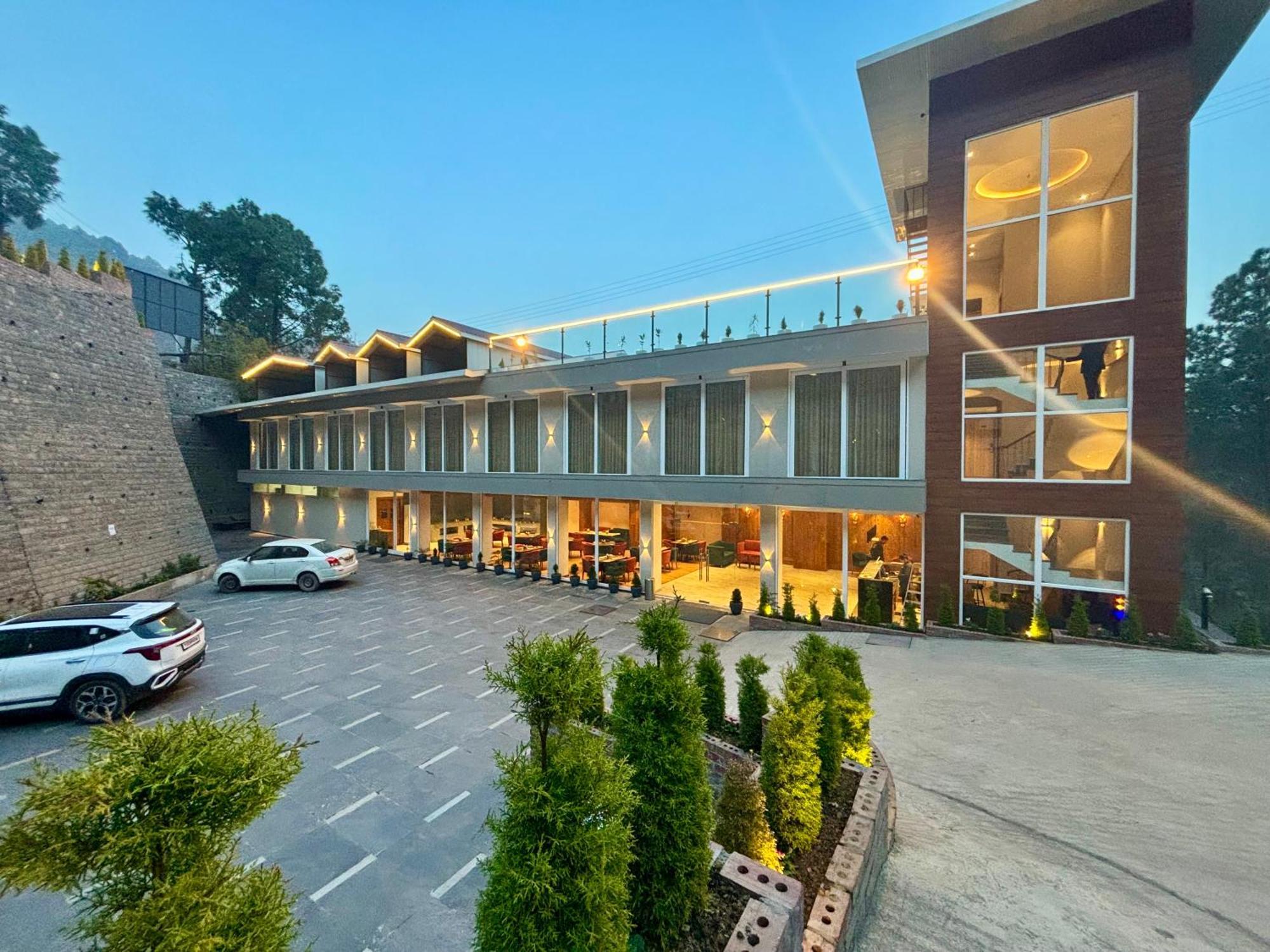 Arnisa Kasauli - A Boutique Hotel Εξωτερικό φωτογραφία